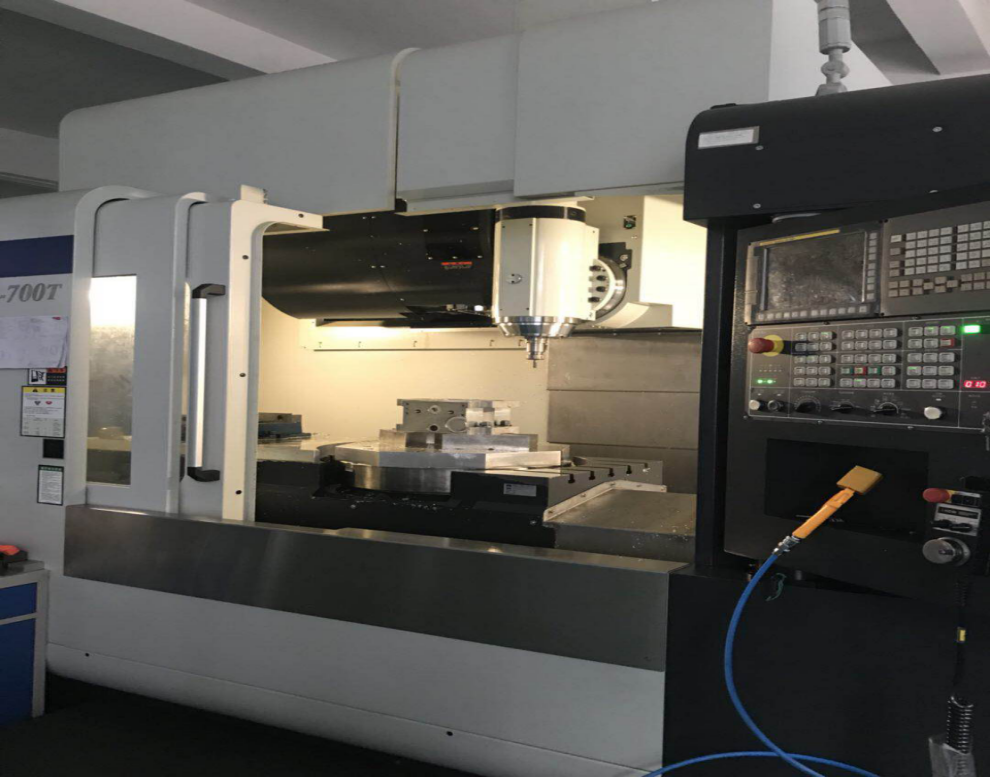 車銑復(fù)合 五軸加工中心