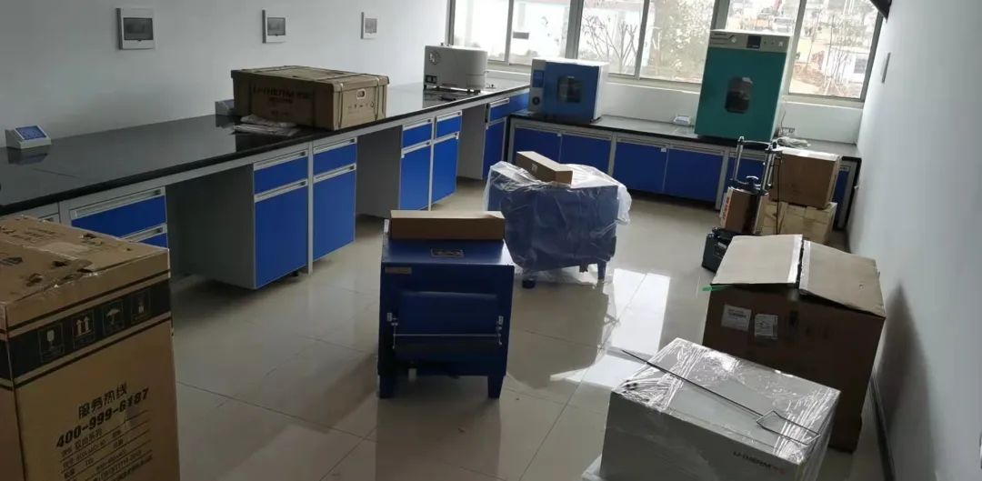 儀器安裝調試.jpg 儀器安裝調試.jpg